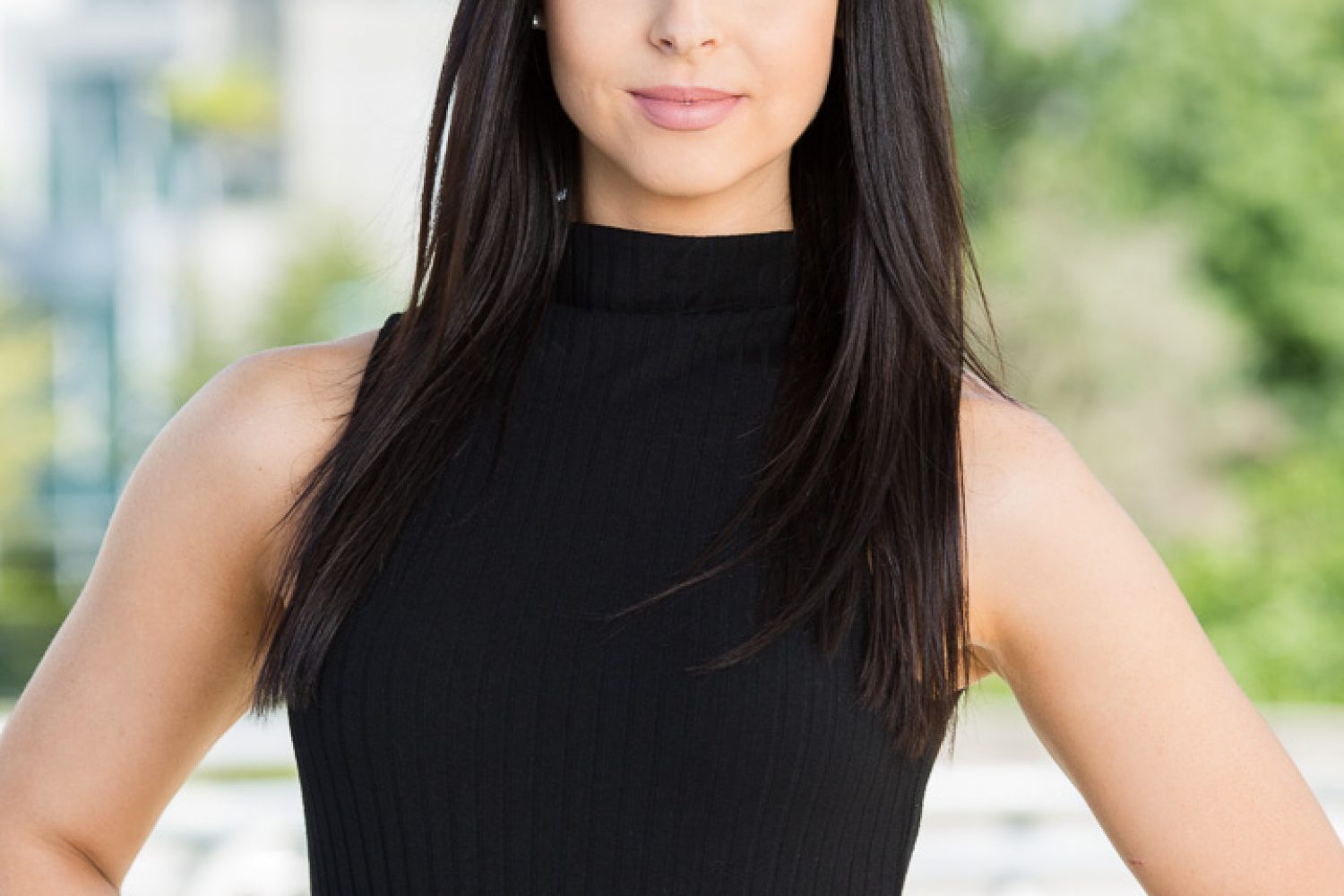 custom headshot portraits outdoors